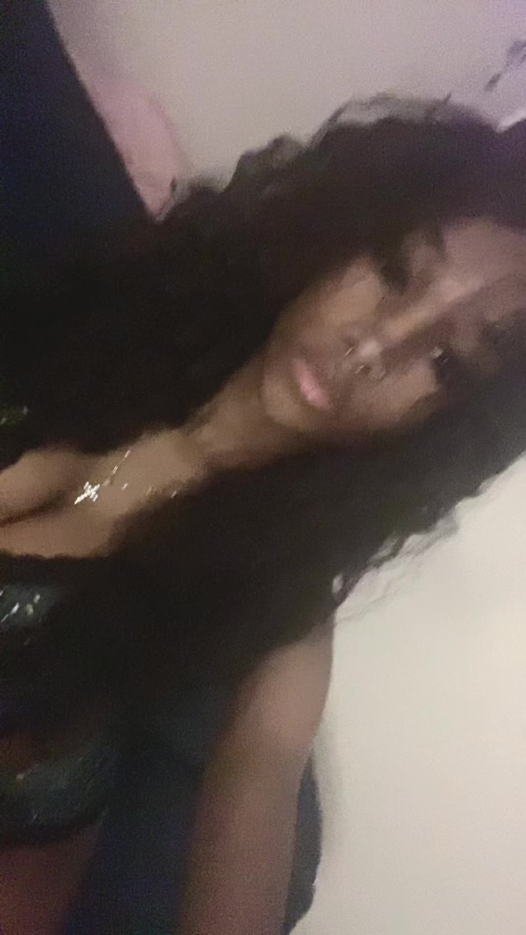 @⃟
