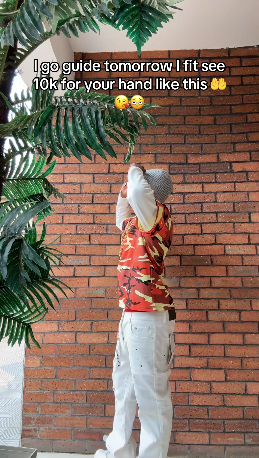 @S K
