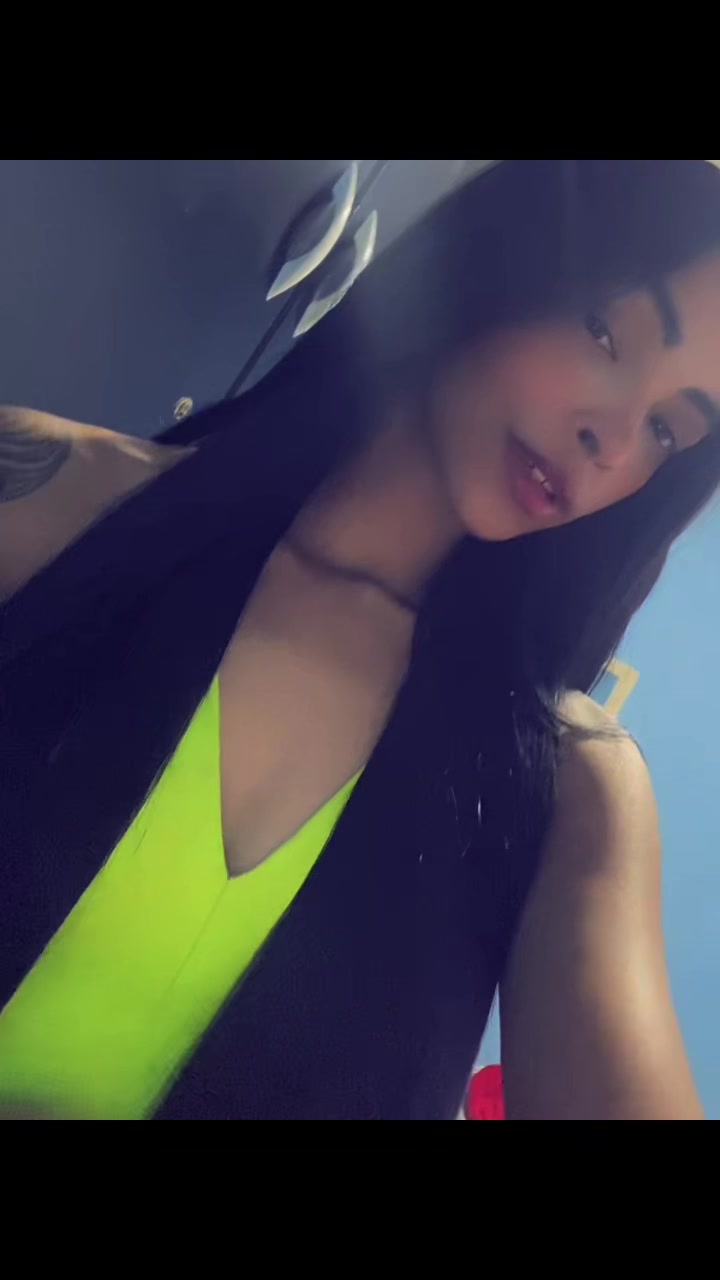@Vit&oacute;ria 🖤