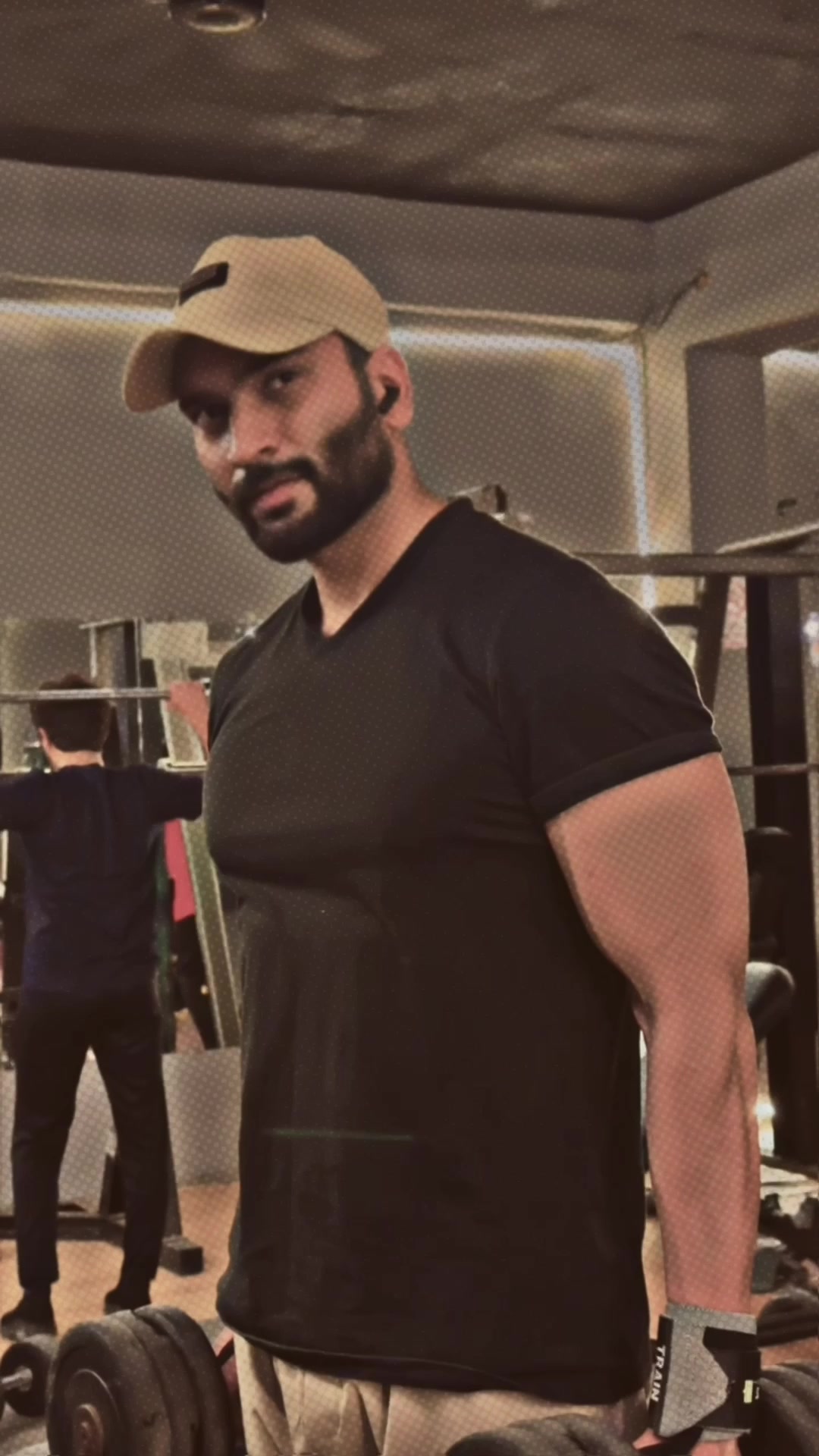 @Absaar Saeed 💪 🔥