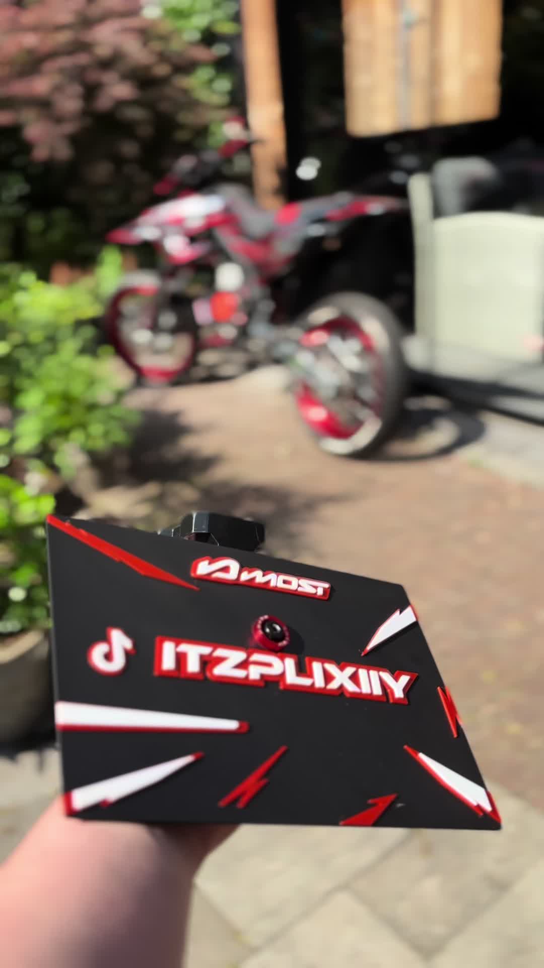 @ItzPlixiiy | 🔱