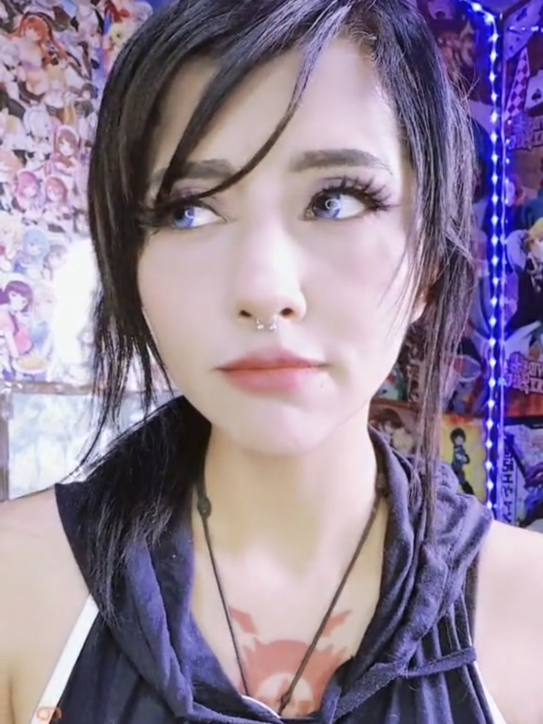 @๐ฎโด๐๐ถ ๐๐๐ ๐โด๐๐
๐๐ถ๐