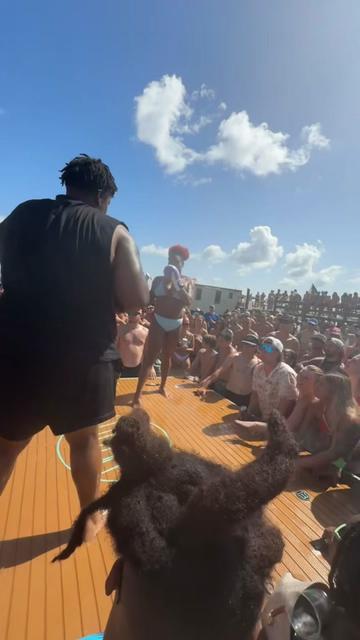 @floatfights