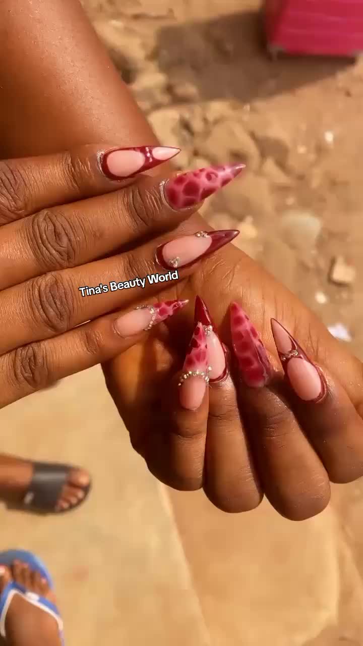 @Tina’s beauty world 🛍️🎀💅