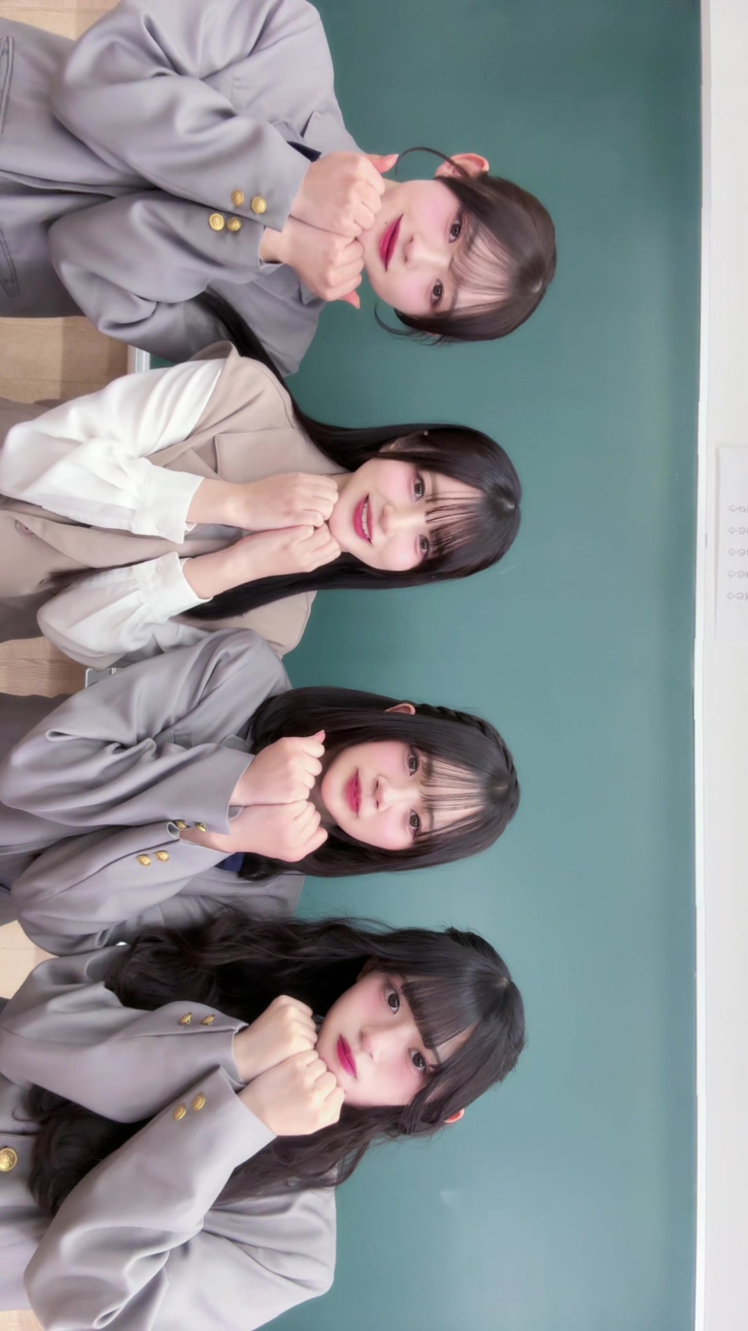 @かす