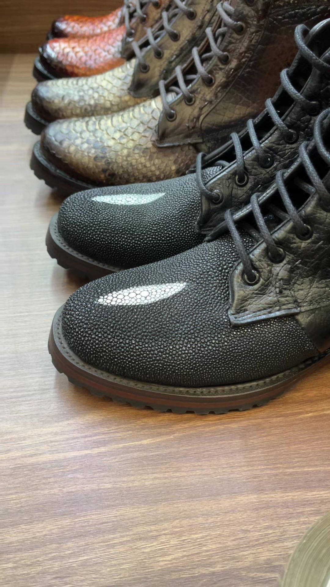 @Luxy Zapaterias