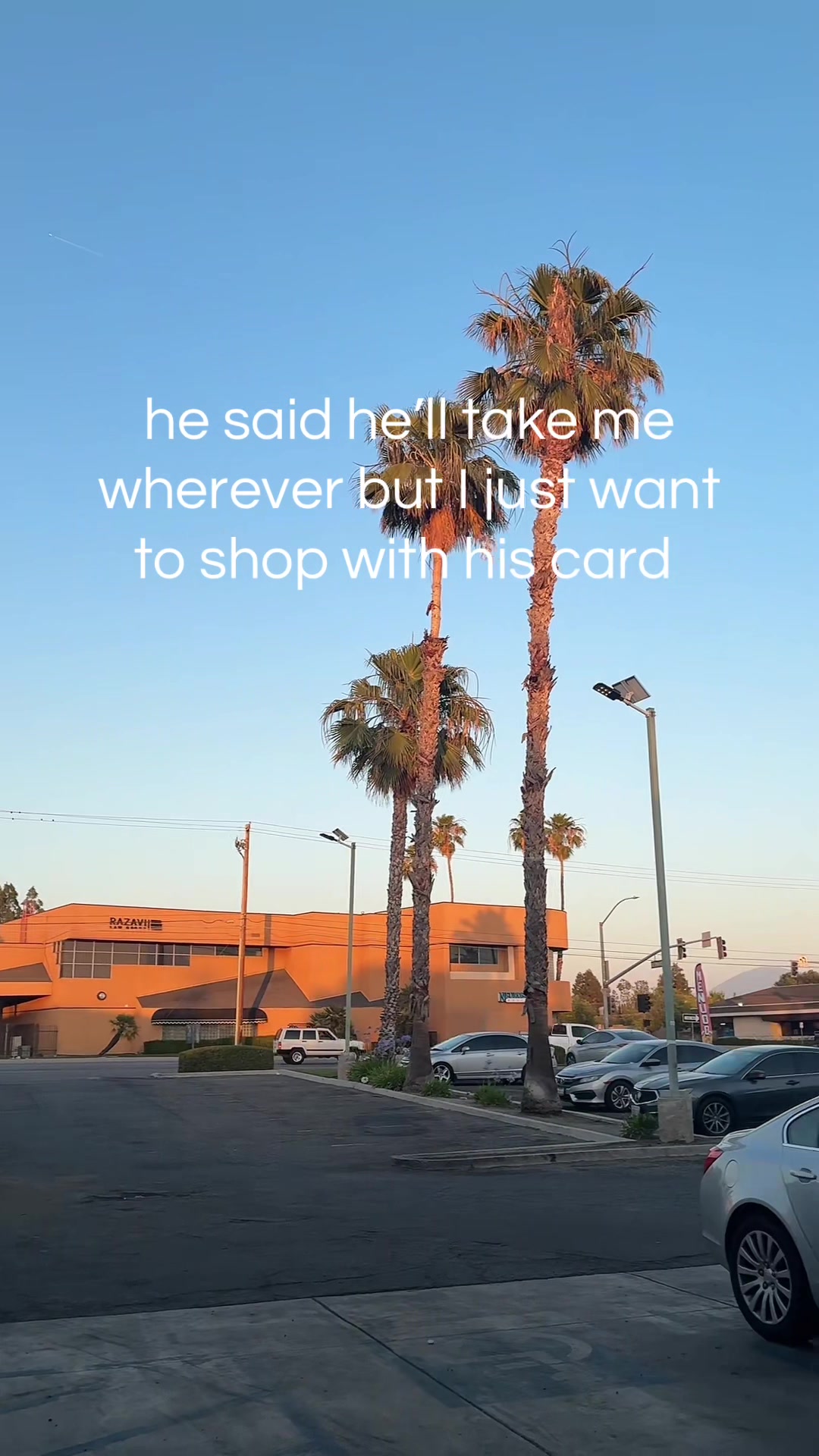 @luxbeautybakersfield