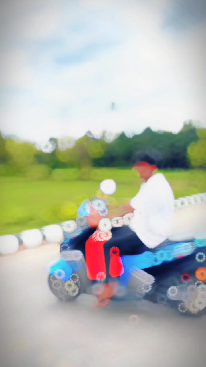 @𝙆𝙍𝙄𝙎𝙃𝙉𝘼