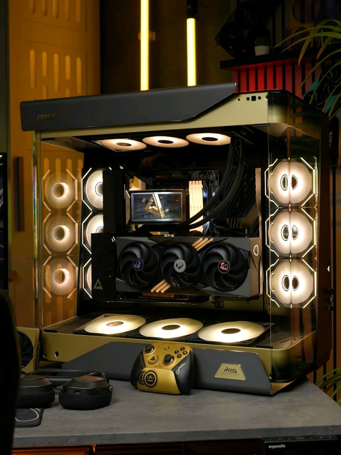 @TechTesseract