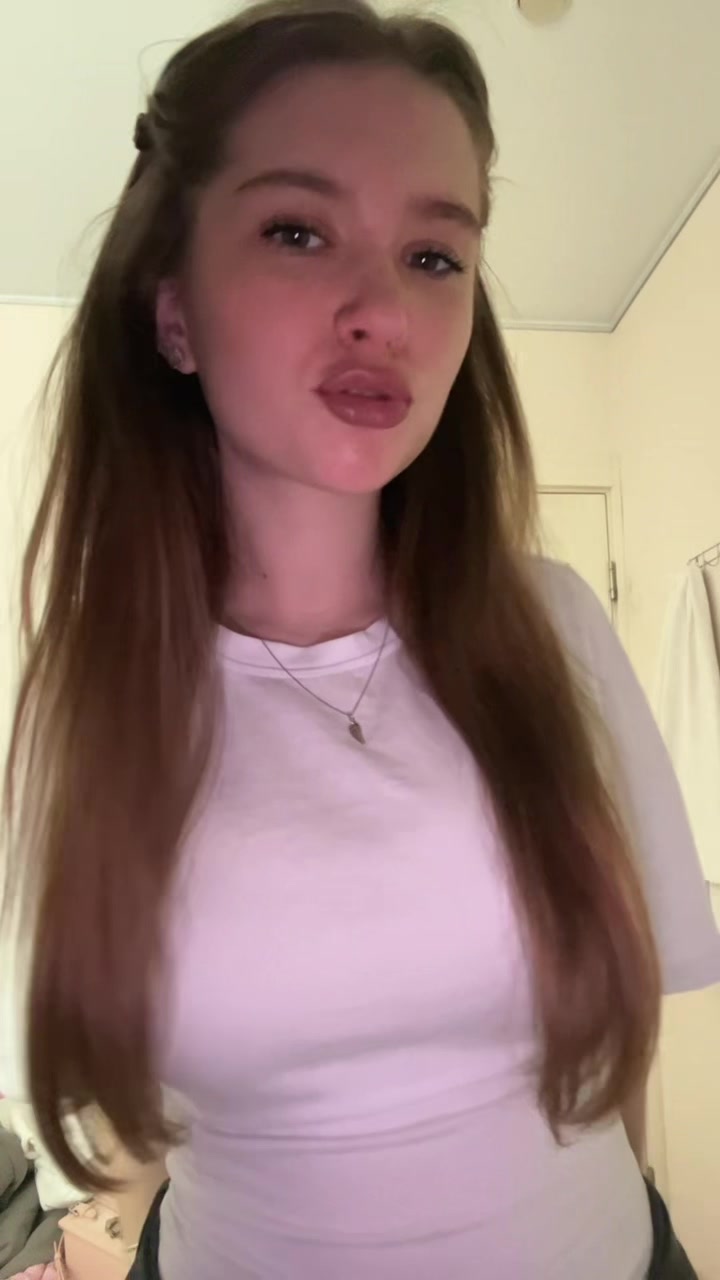 @даша
