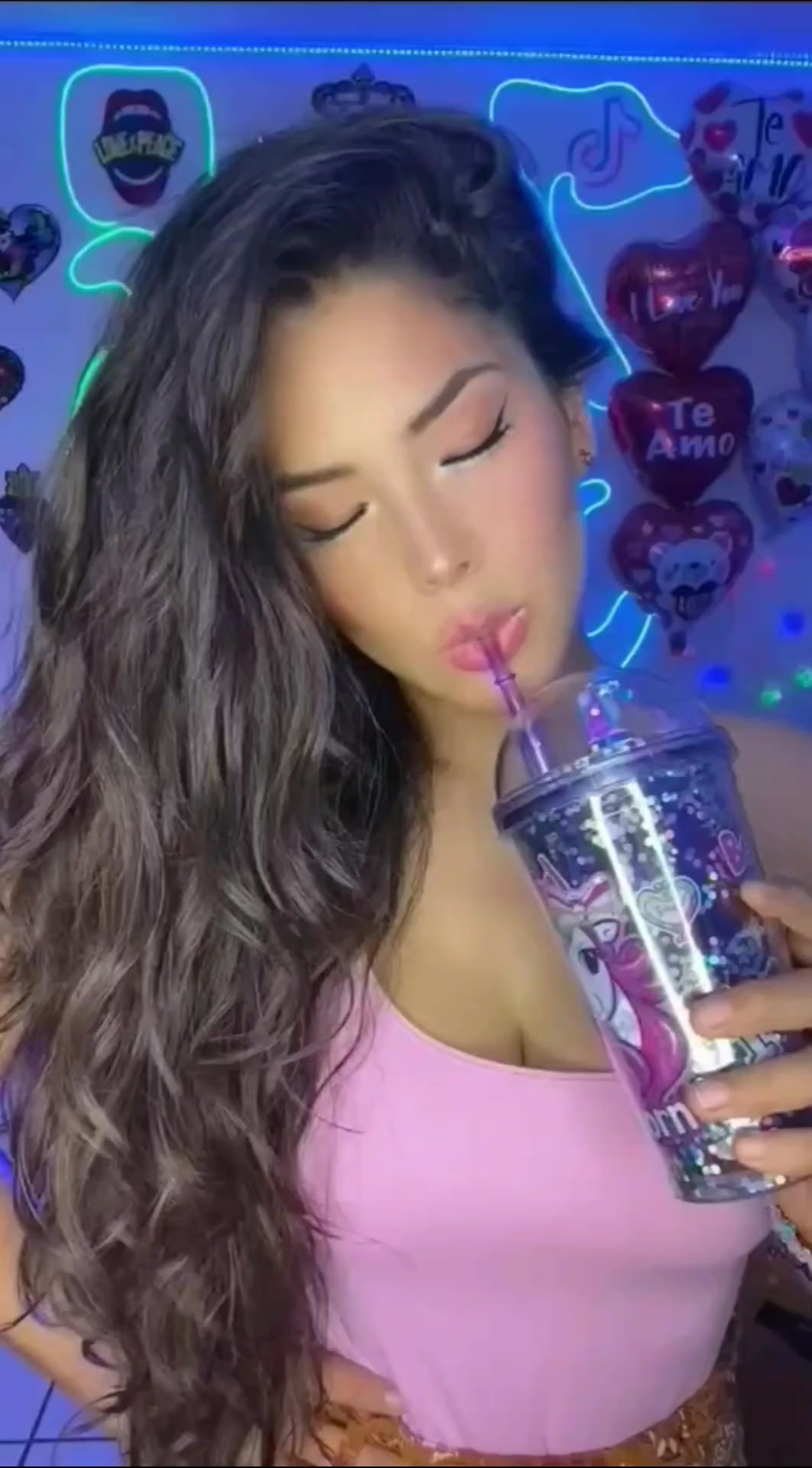 @Charita Latina