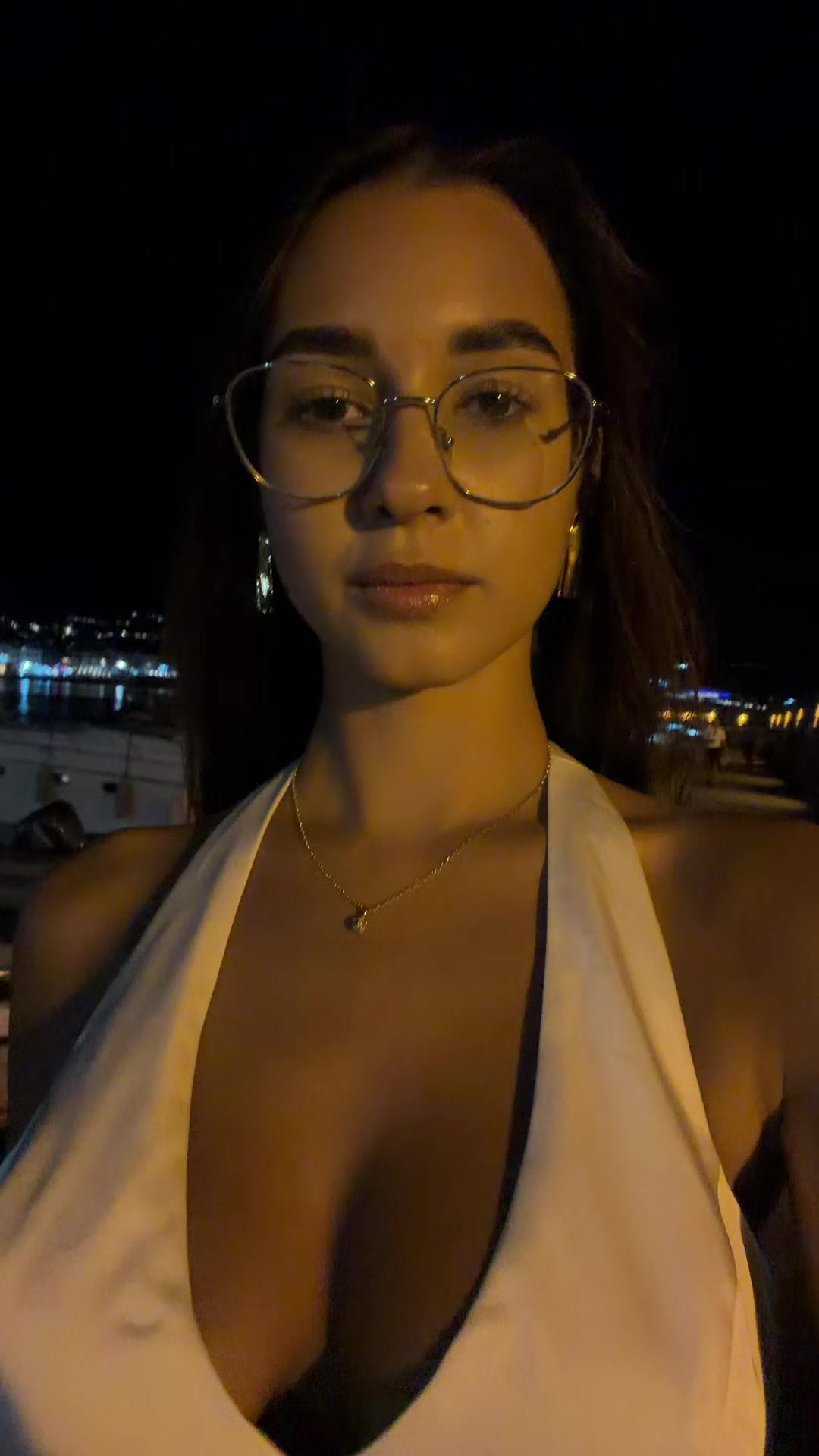 @𝐋.