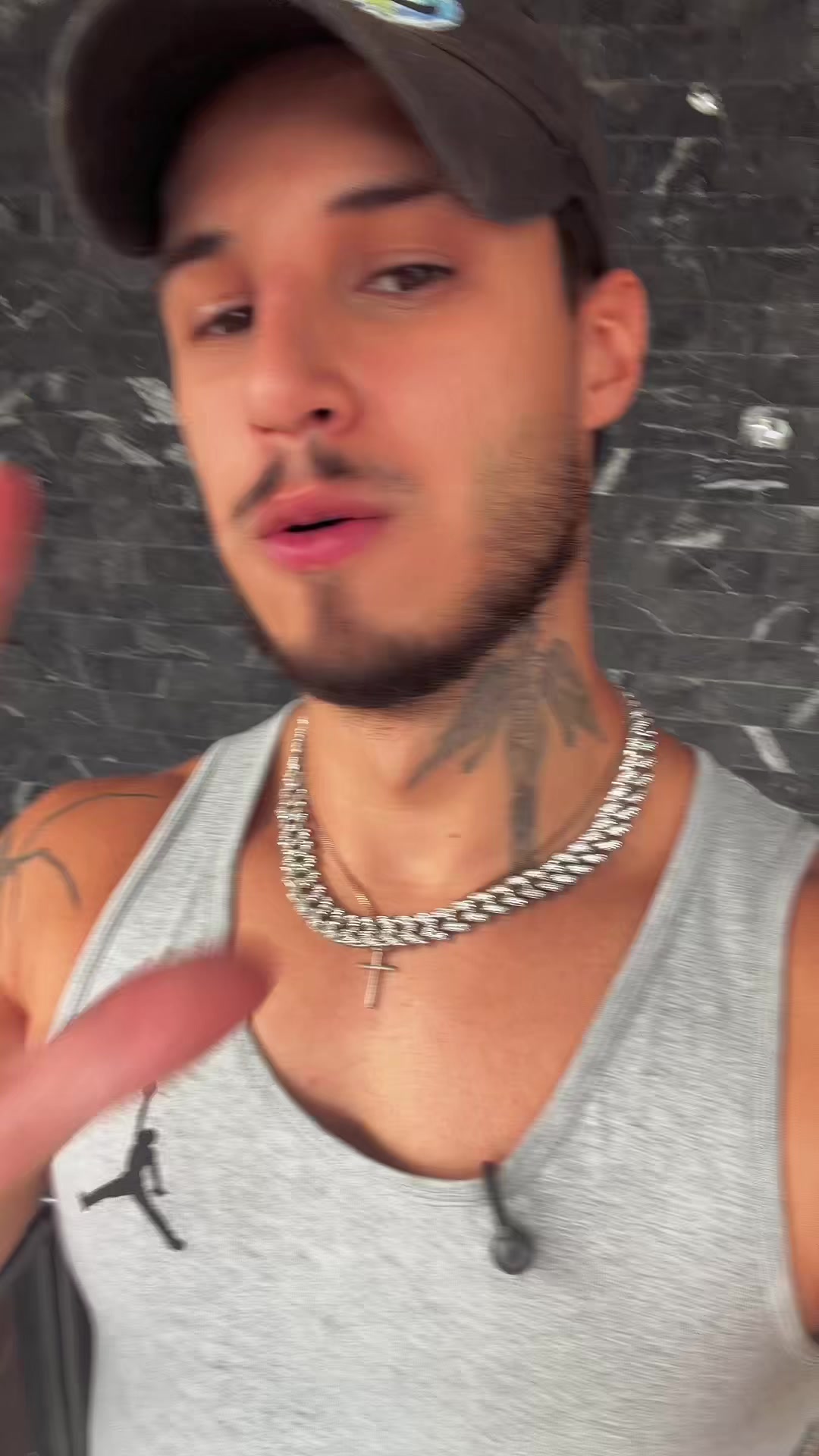 @Vilhena