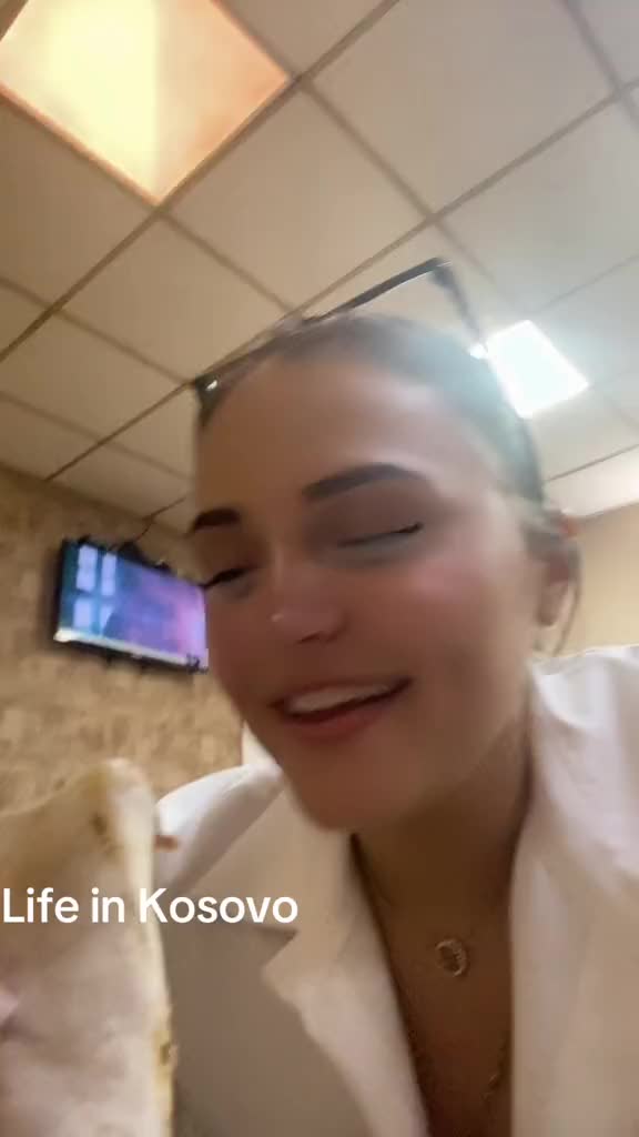 @Hazbie04