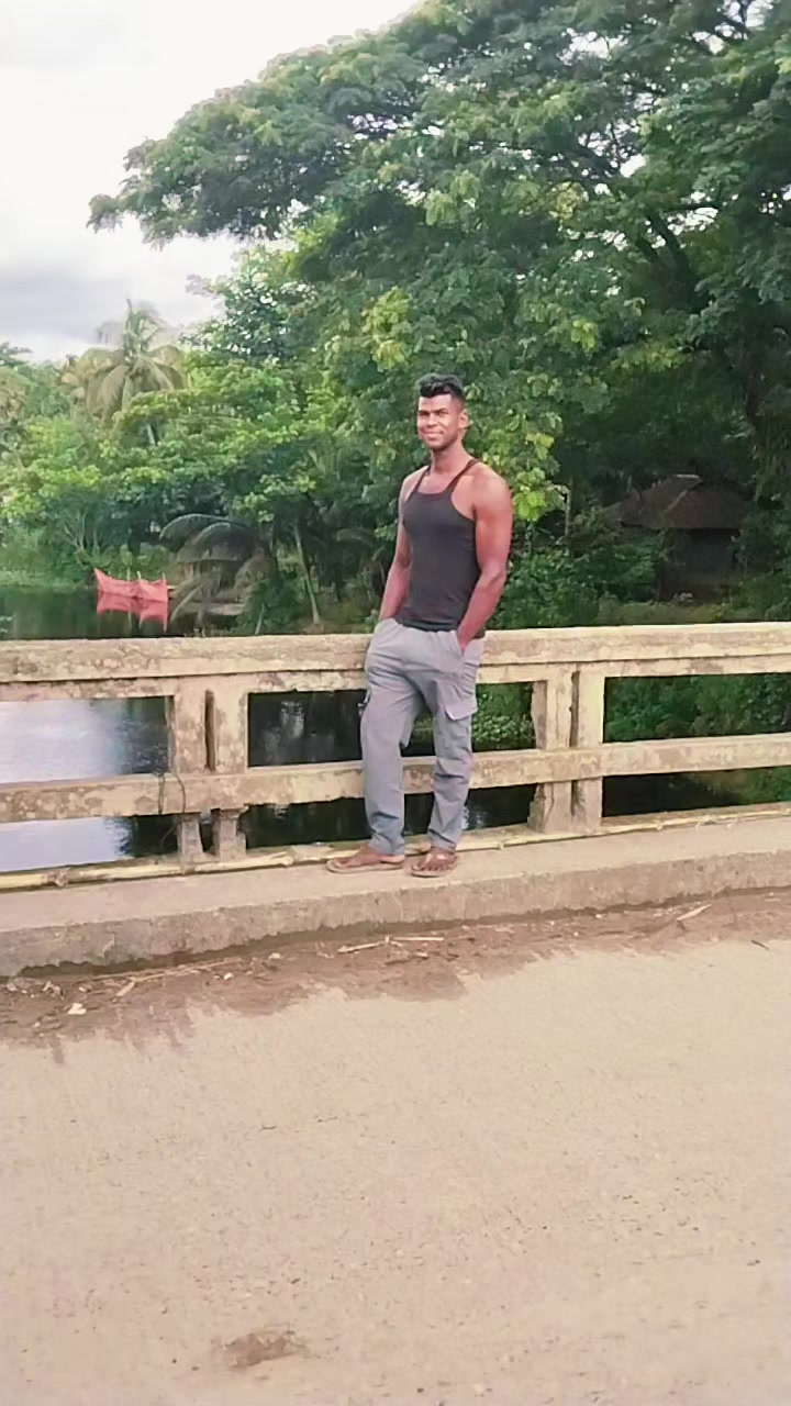 @যশোরের পোলা