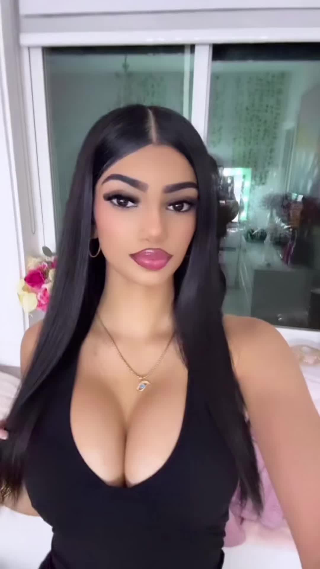 @𝒥