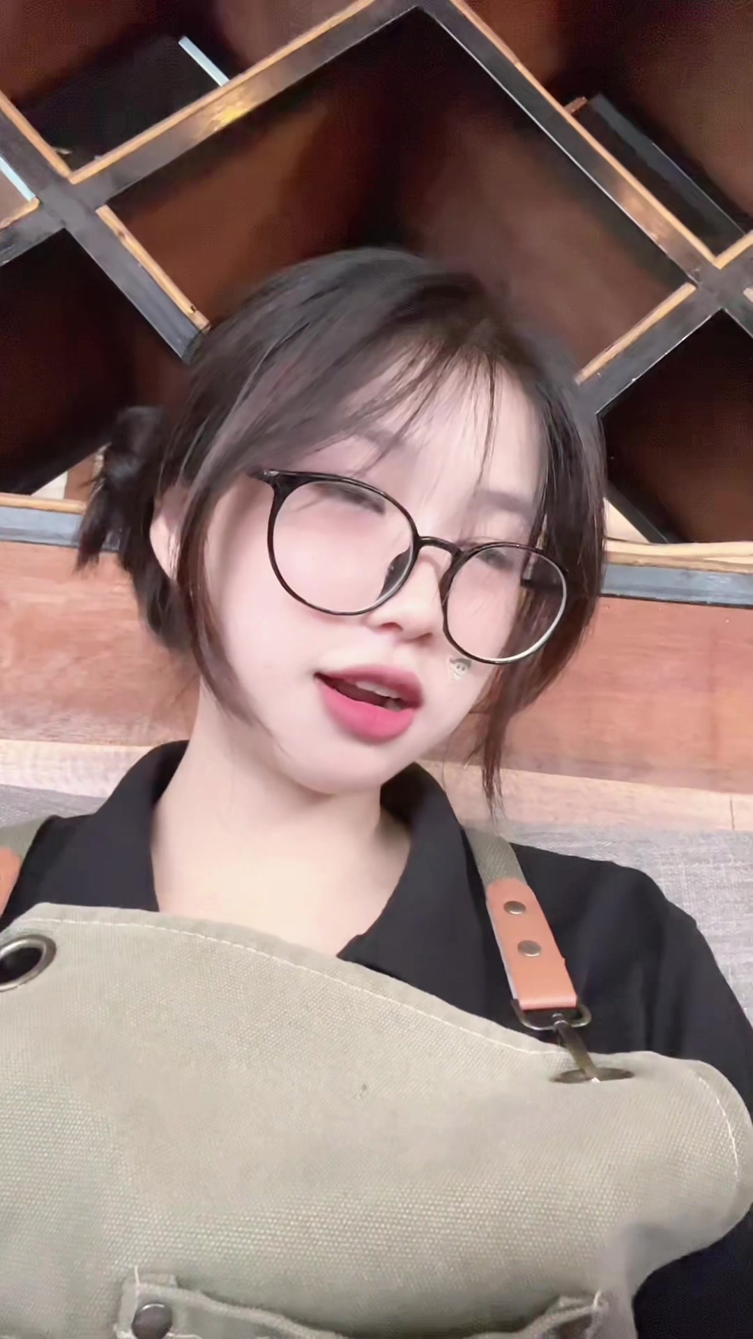 @MEYY