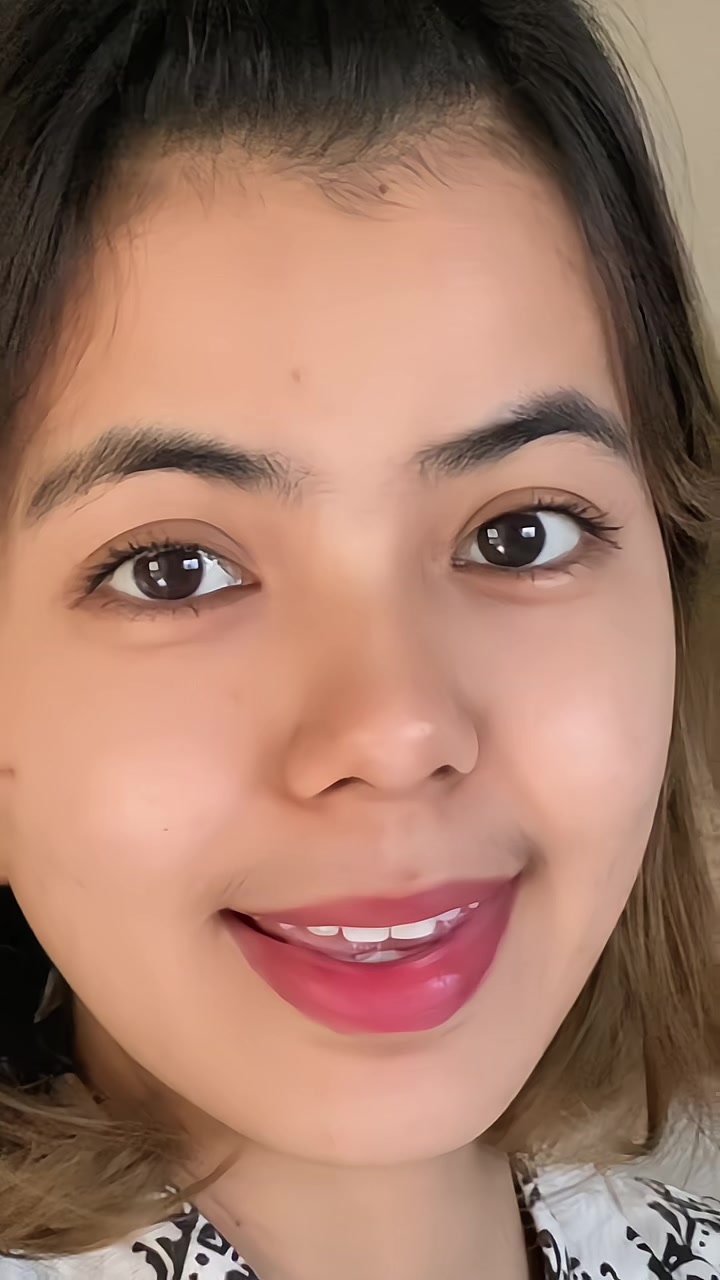 @👿エインッ👿 (အိမ်ပြေး)