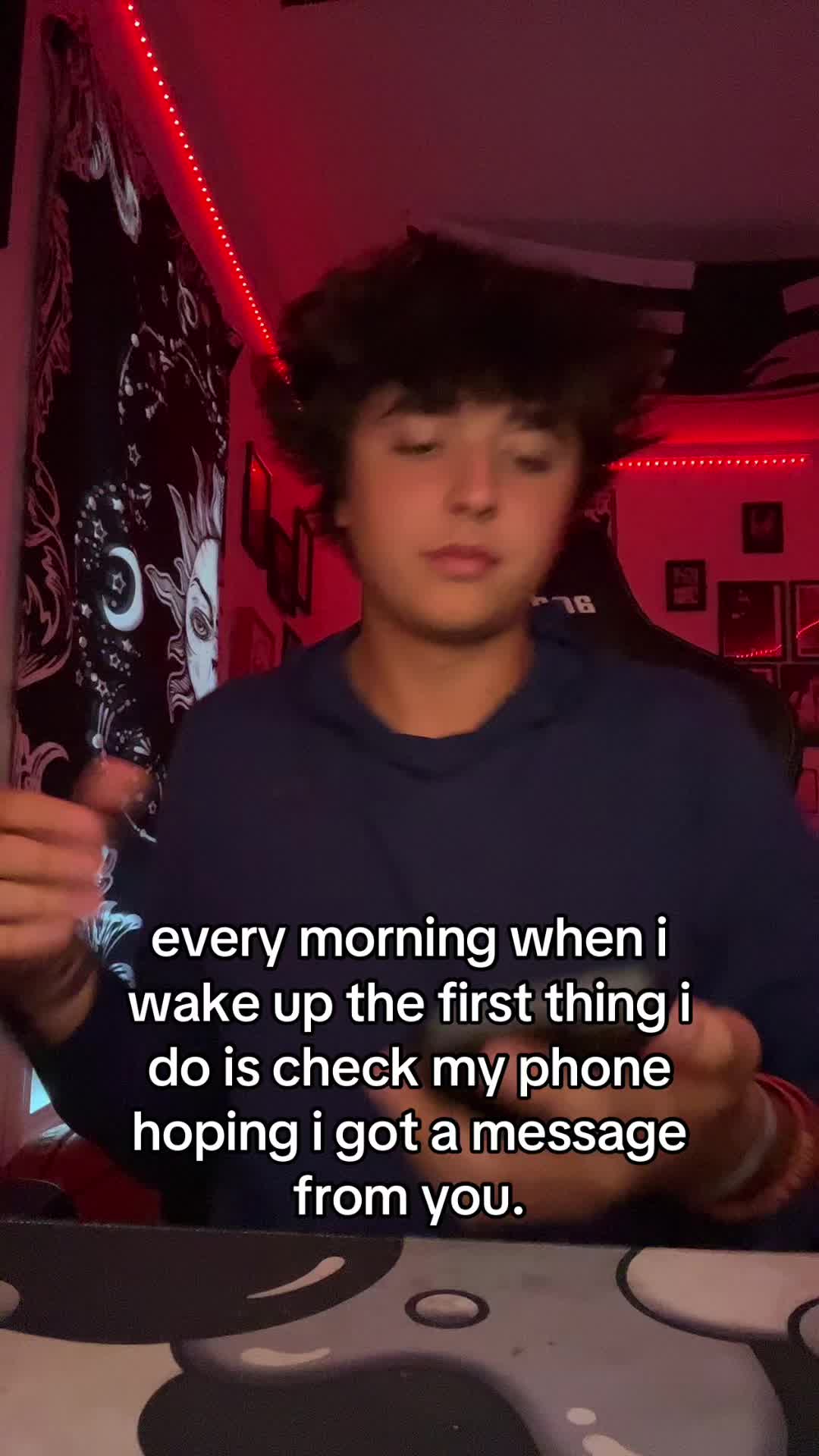 @T