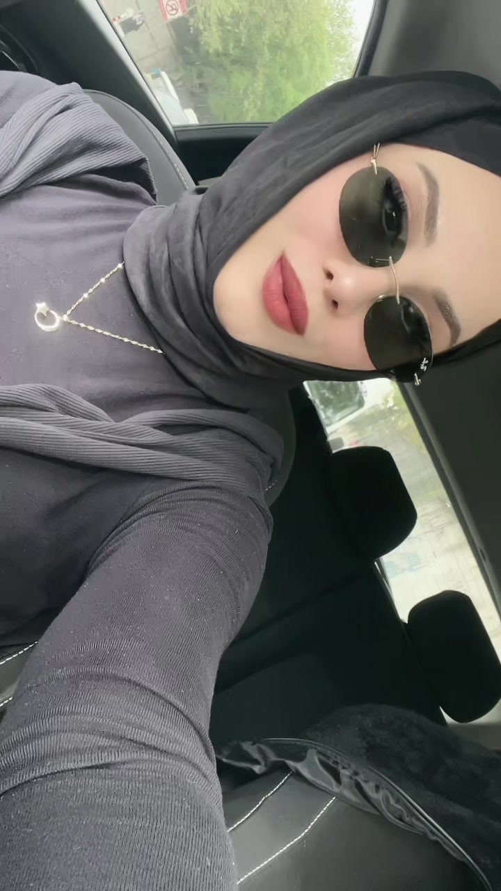 @Zeeyy34
