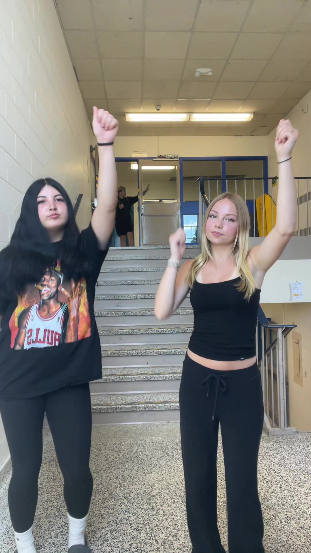 @avaellie