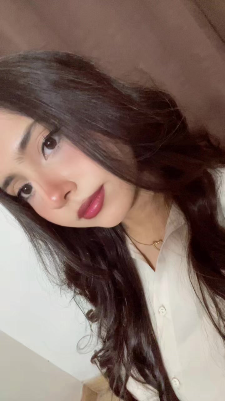 @𝒶𝓁ℯℯ𝓃𝒶