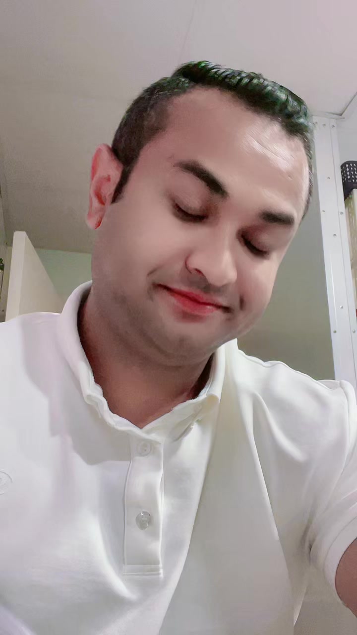 @Anup R.D🇳🇵♥️🇴🇲