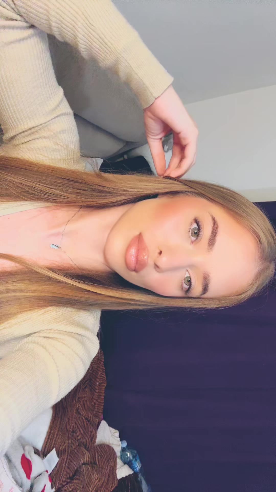 @🦋