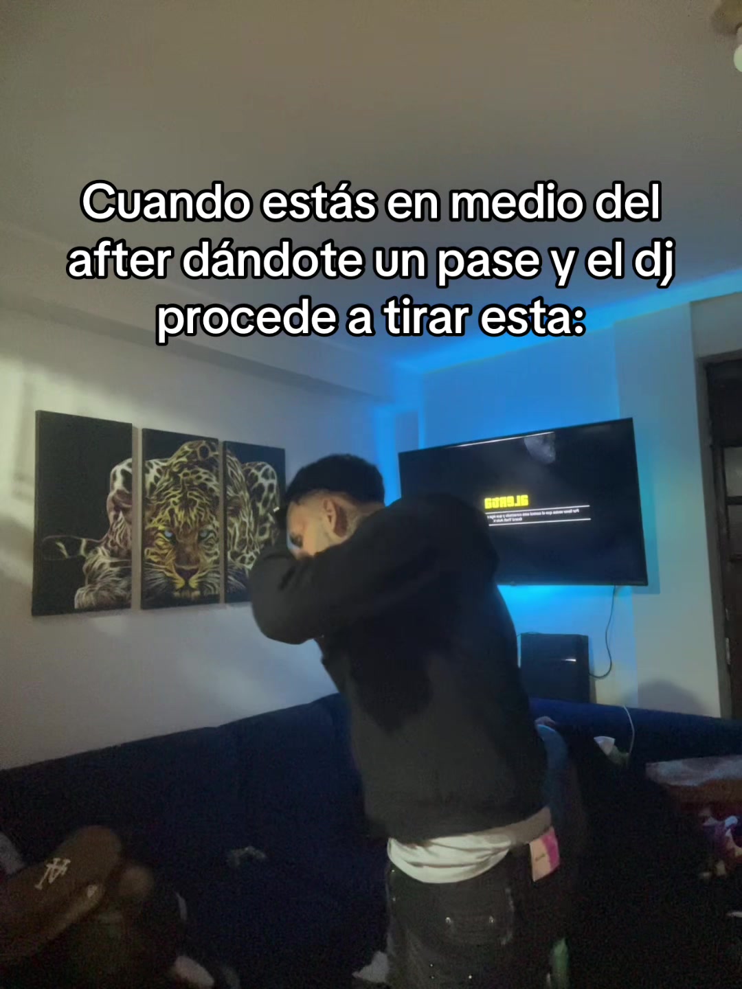 @Alexandro