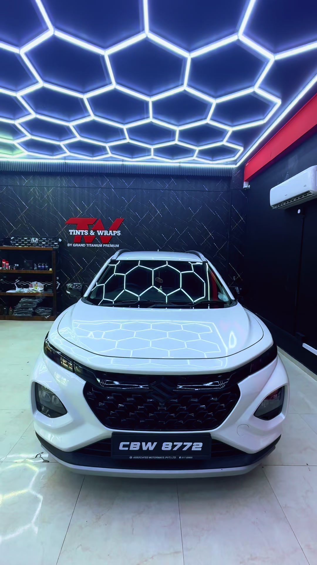 @Tints and Wraps