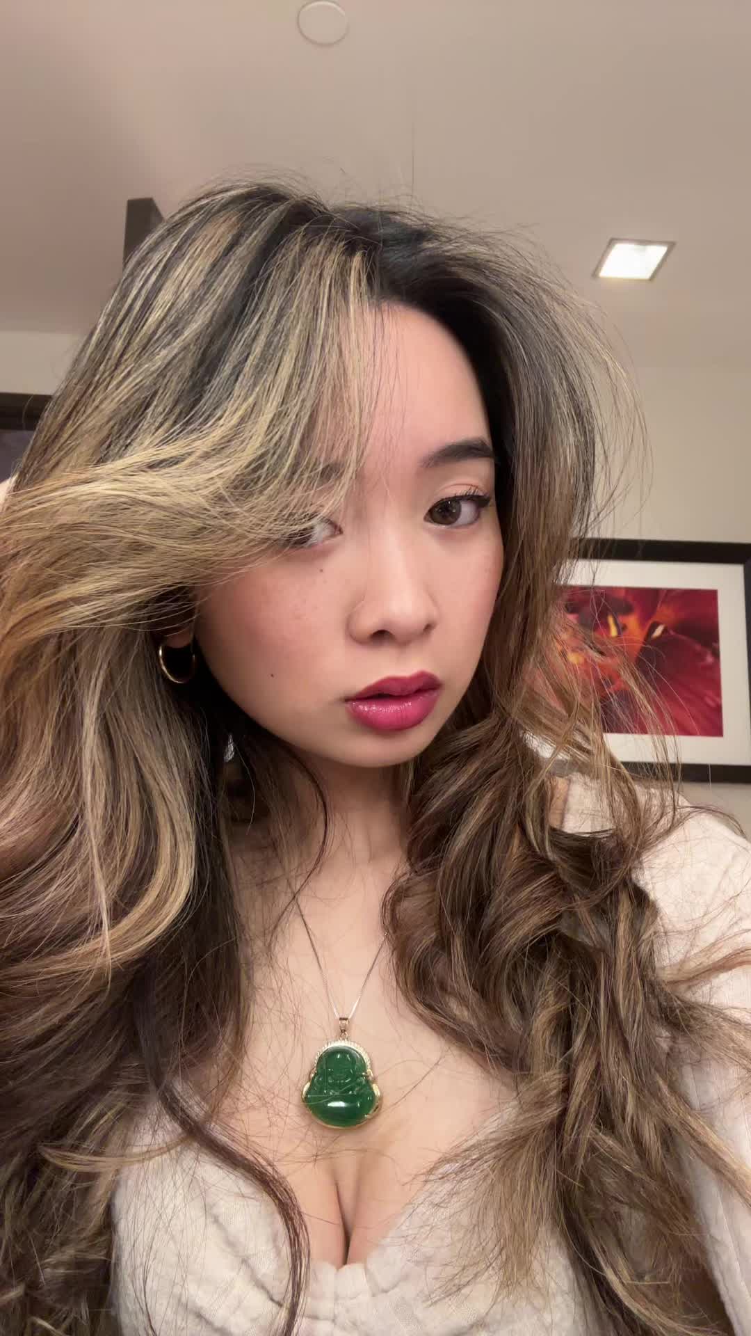 @nicole