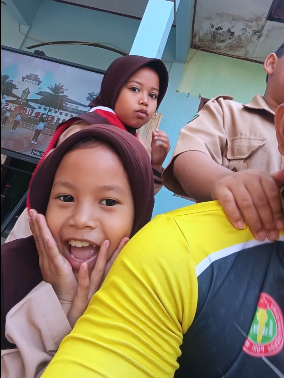 @GURU PJOK 👨&zwj;🏫