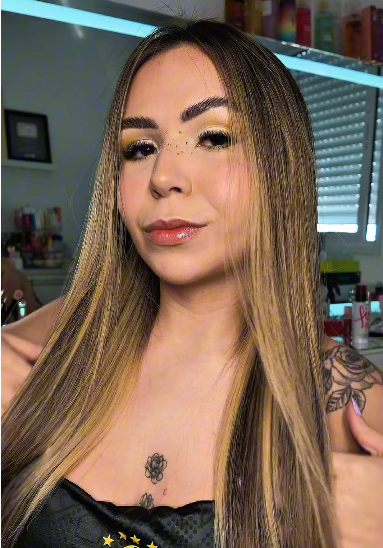 @Bella