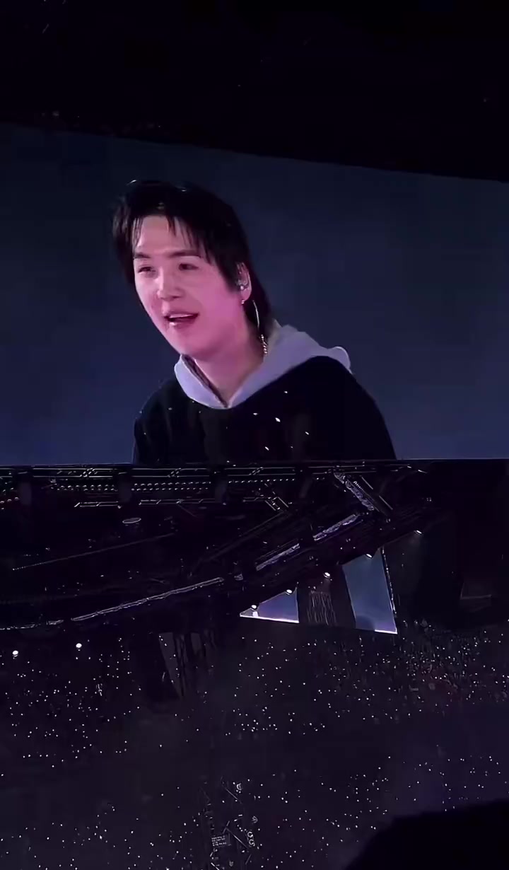 @𝔨𝔦𝔪_𝔭𝔲𝔯𝔭𝔩𝔢(❁&acute;◡`❁)