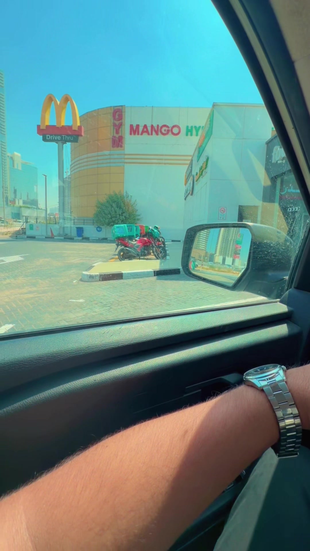 @Lovely. Sandhu. 🇦🇪❤️🇵🇰