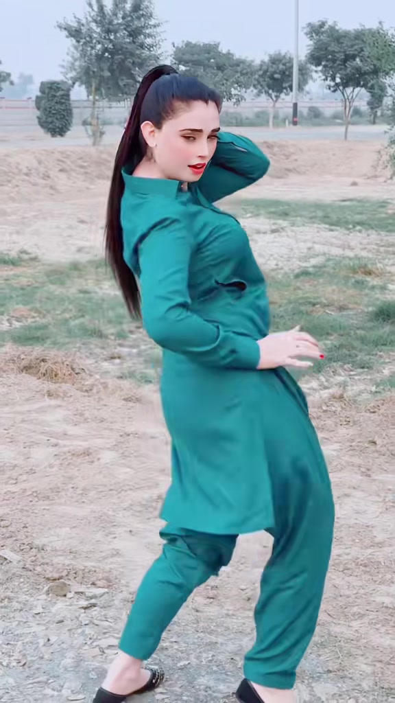 @RimshaKhanofficial