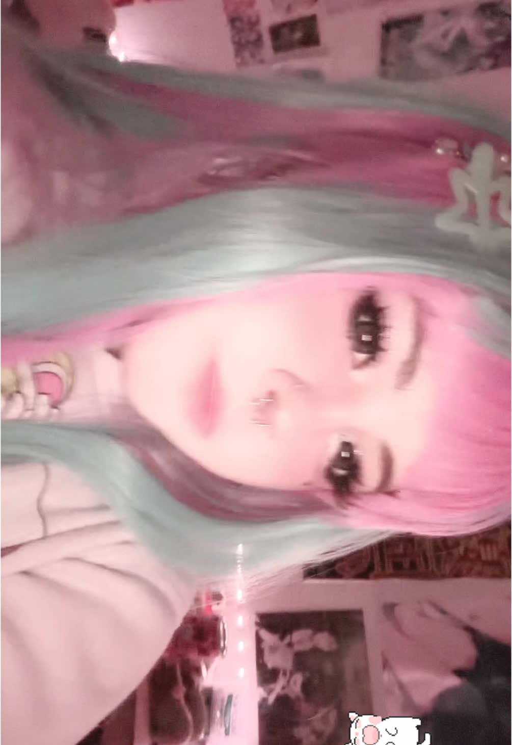 @꒰੭ ゚ ׅ addy ゚ ꒱