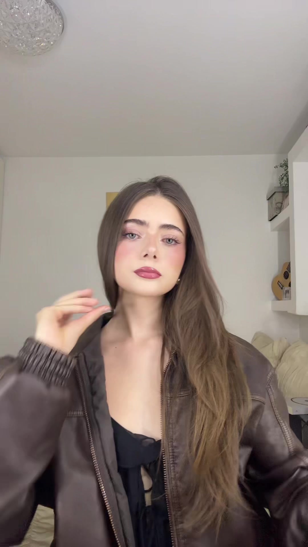 @Isabella