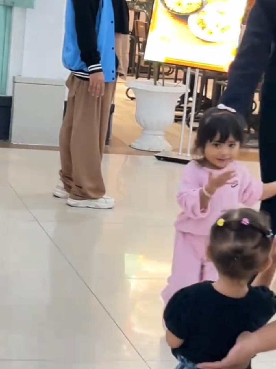 @𝐝𝐞𝐤 𝐂𝐮𝐧𝐝𝐚 ᥫ᭡