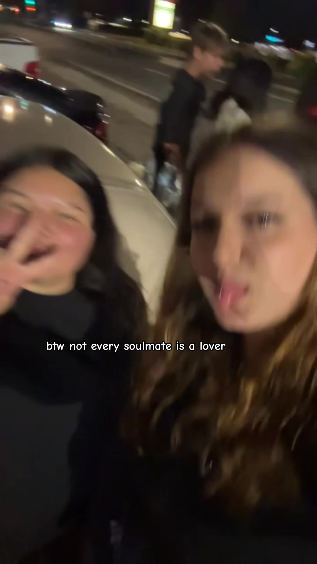 @makayla.