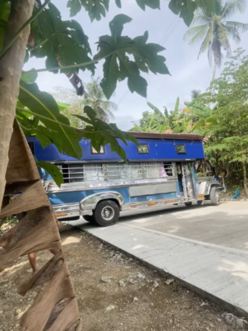 @Bahay Jeep ni Antet