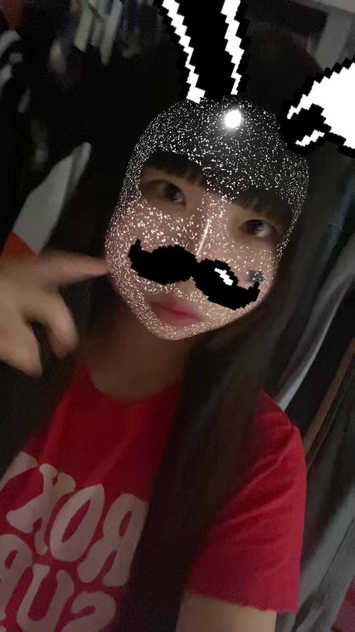 @MOMO