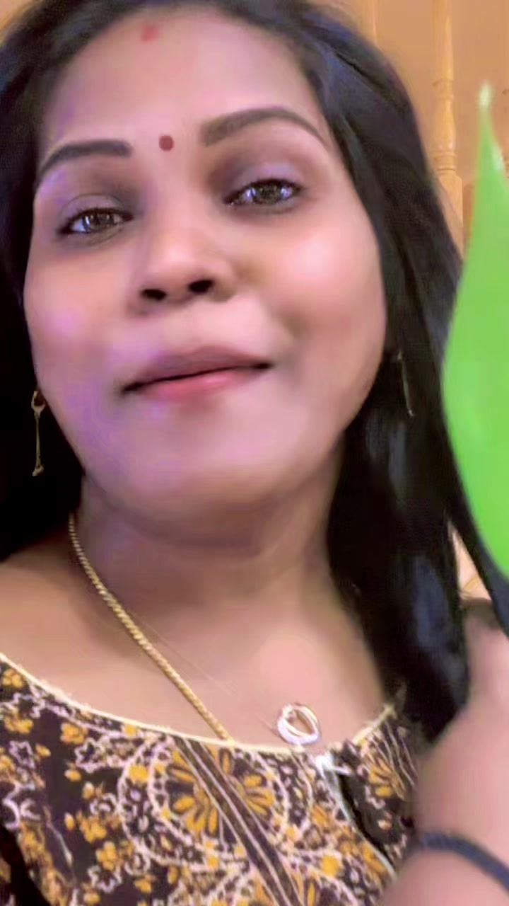@GaYaThRI❤️ MaNiKAnDaN ❤️🇨🇦☃️