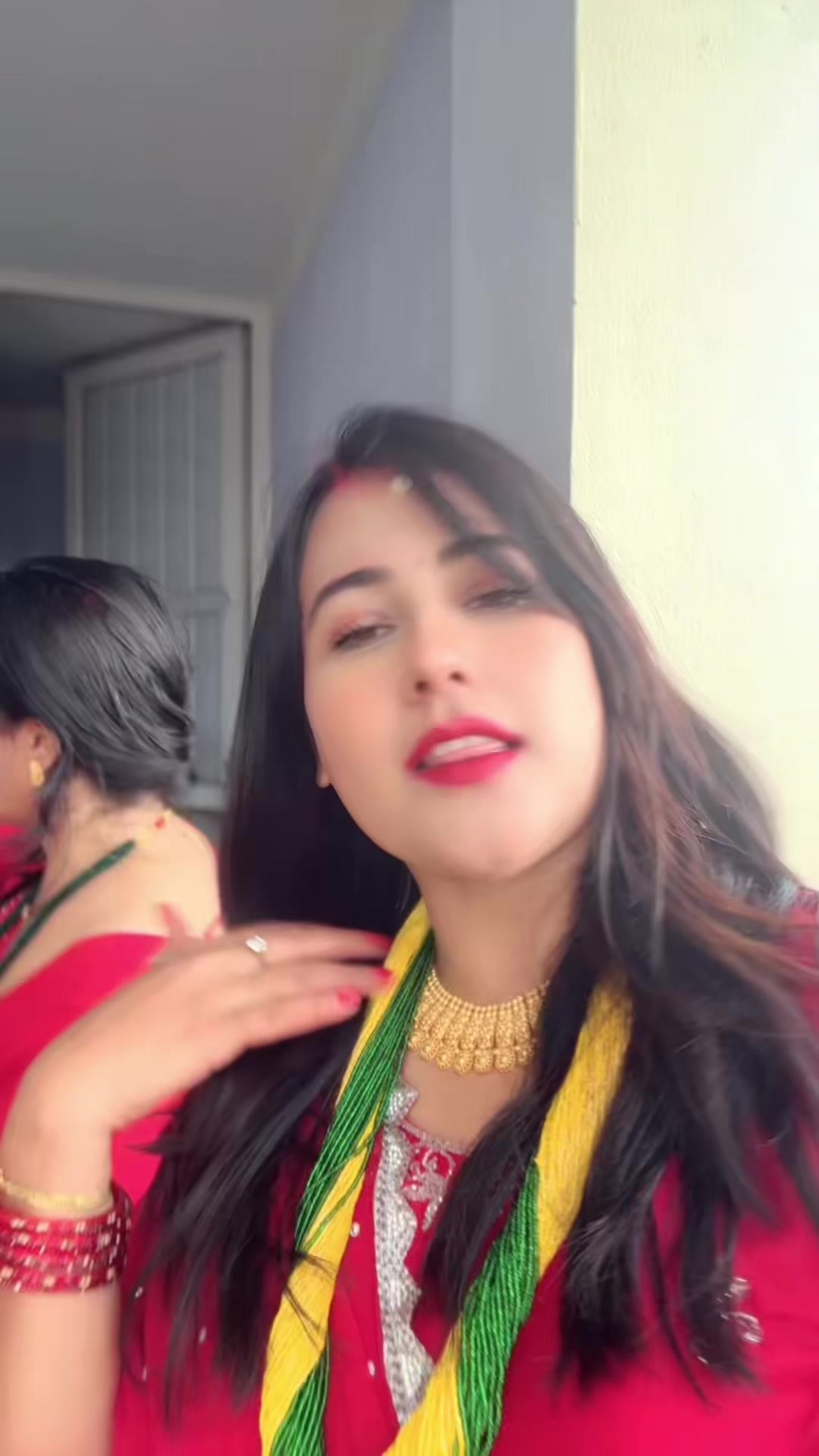 @Nur