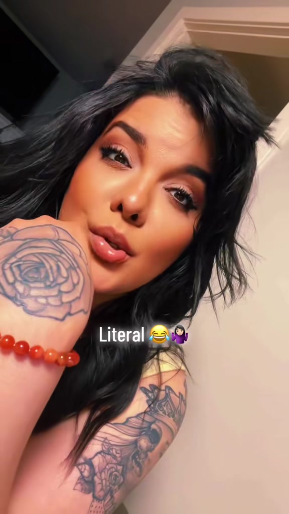 @BECCA✨🤍✨