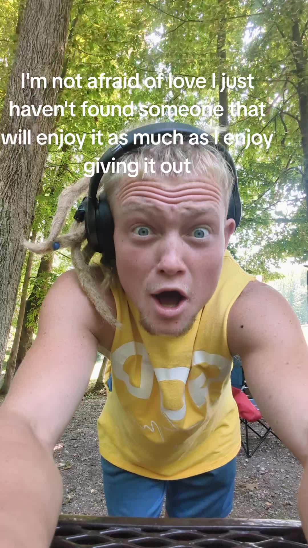 @Frenchy | music vlogger