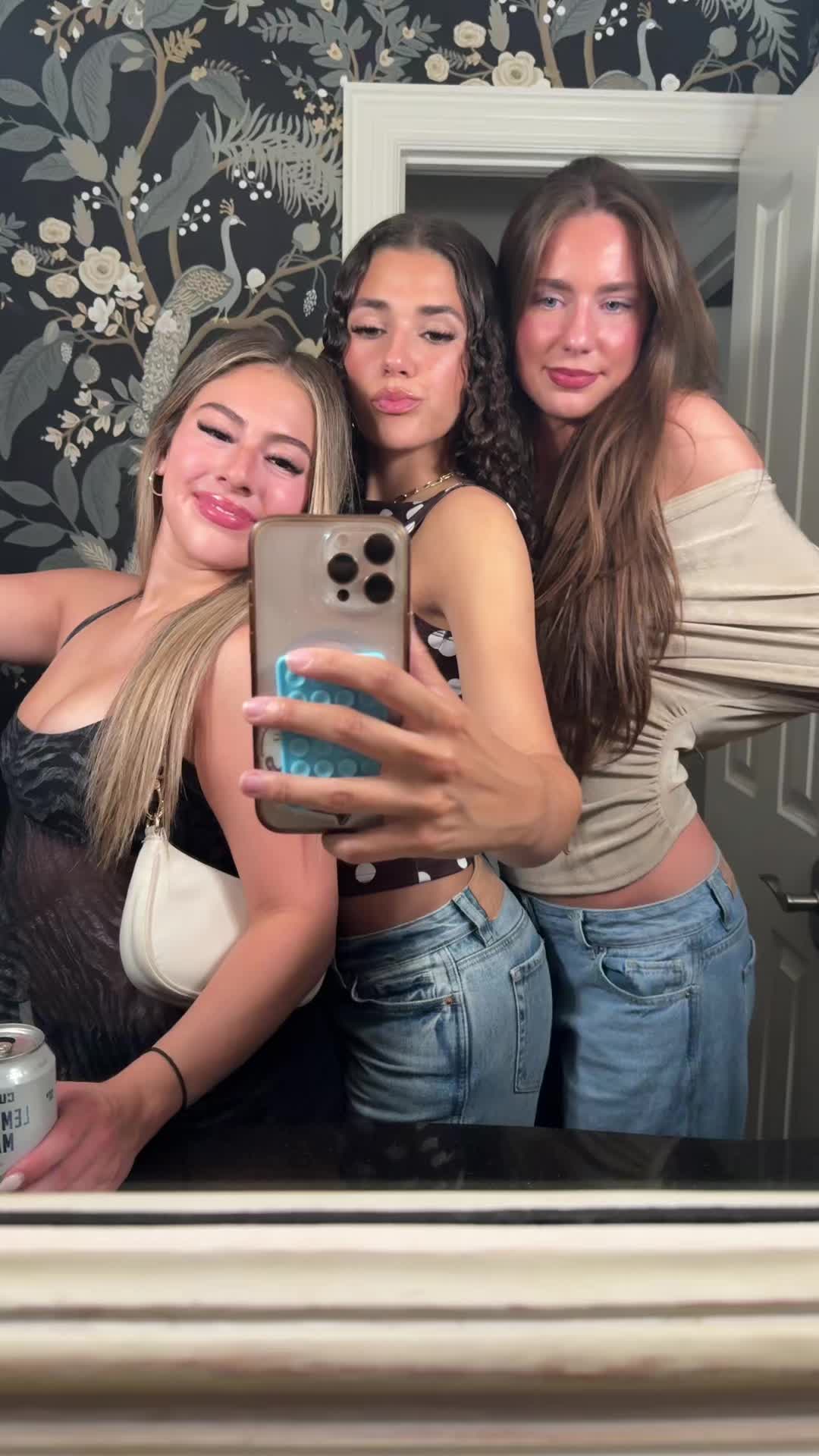 @maria