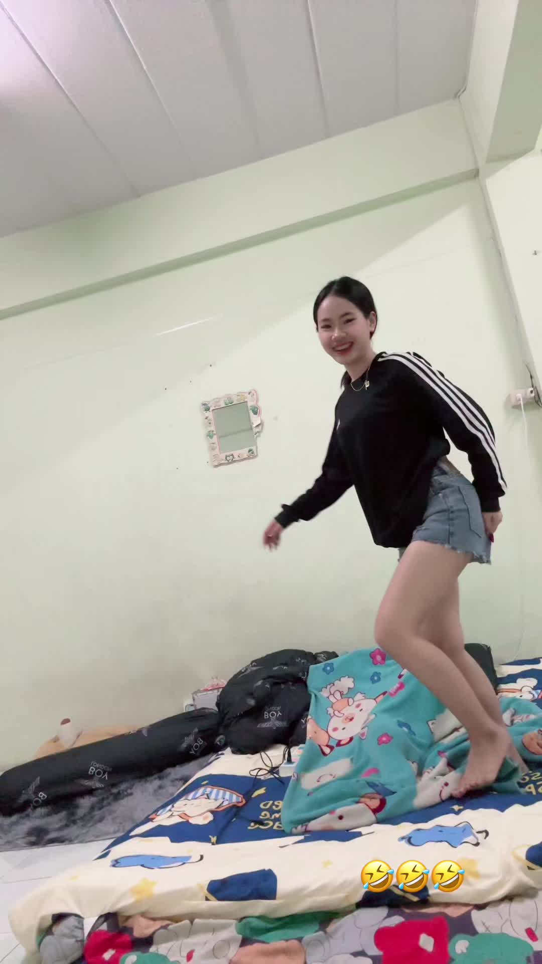 @ມຸກນ້ອຍ🇱🇦🇹🇭