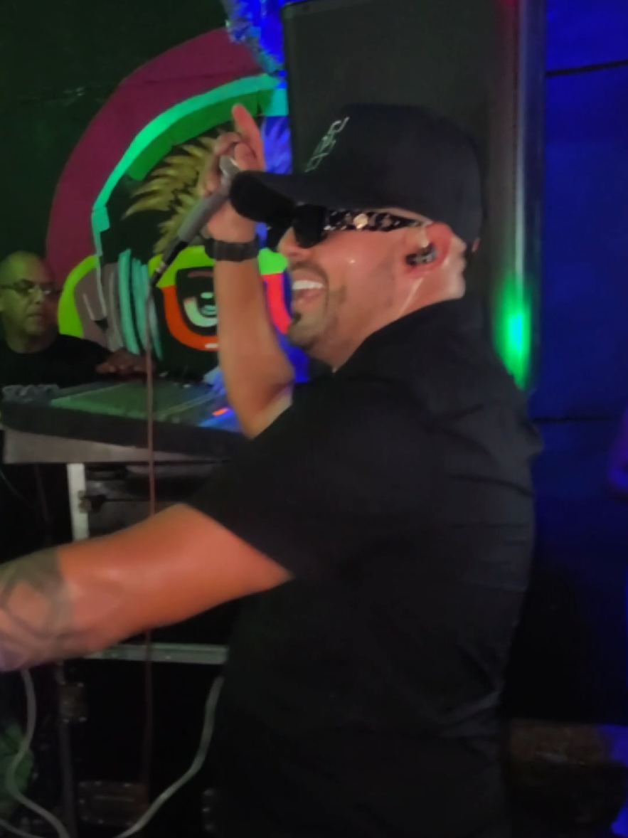 @DJANDERSON BRICE&Ntilde;O