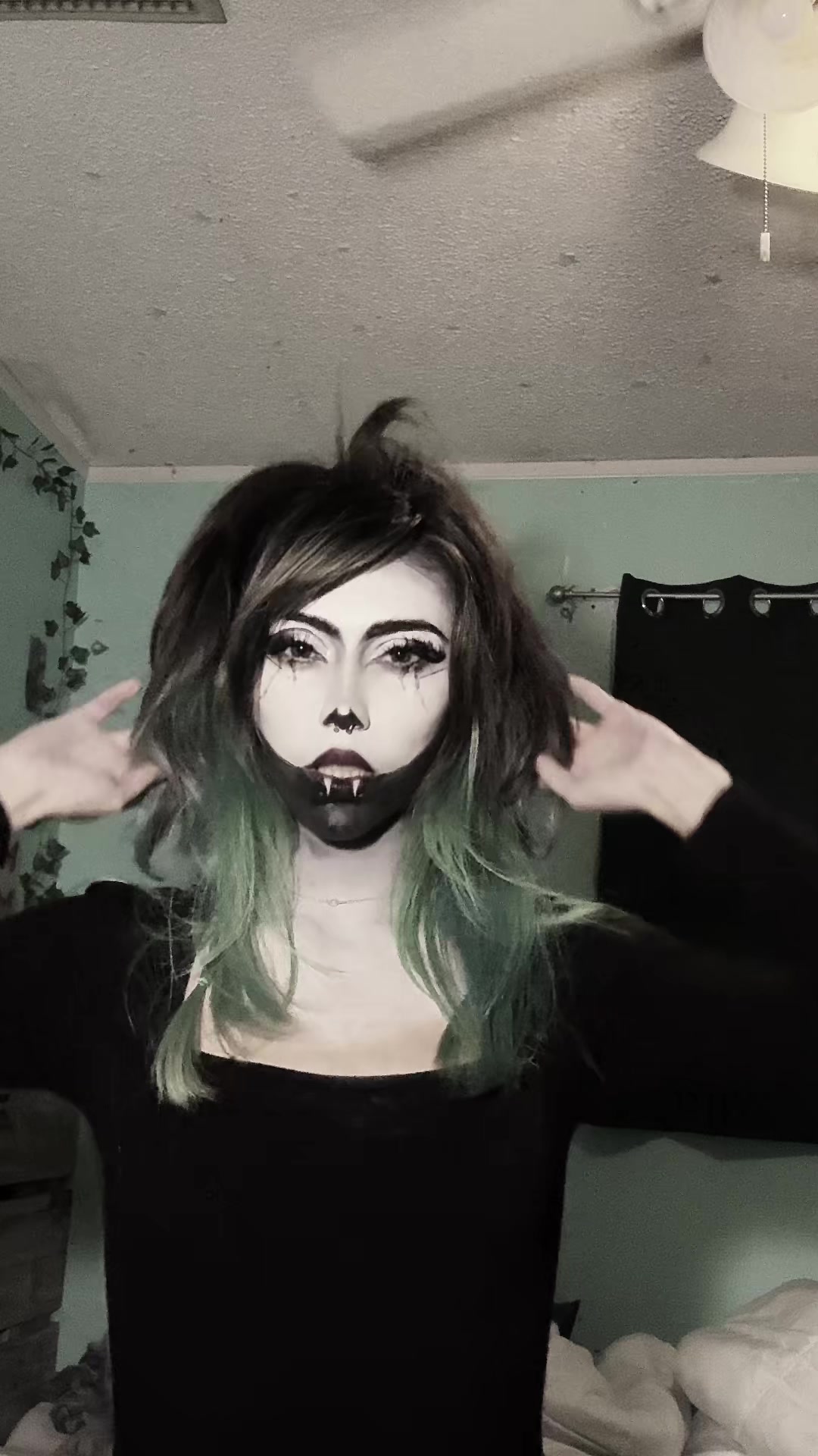 @Rhy